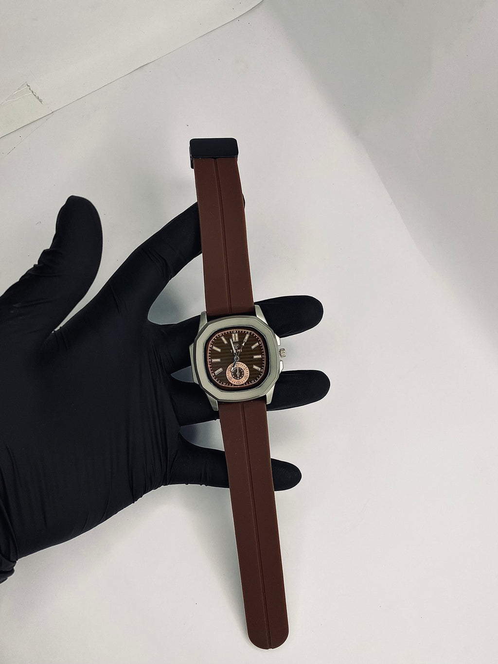 Royal Edge  -Mocha Brown